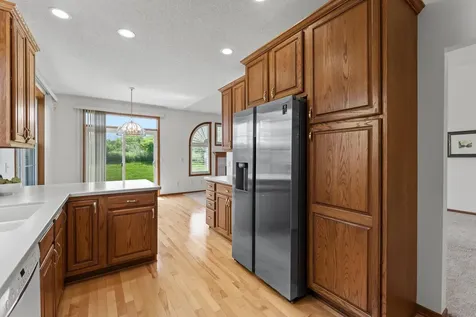 824 Monet Court Mendota Heights MN 55120