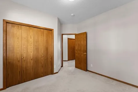 824 Monet Court Mendota Heights MN 55120