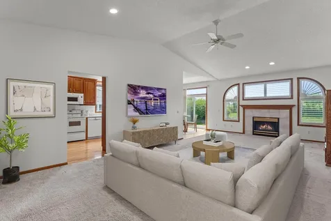 824 Monet Court Mendota Heights MN 55120