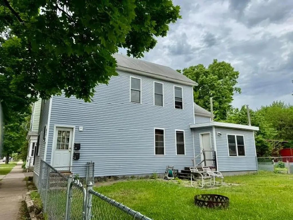 627 Palace Avenue Saint Paul MN 55102