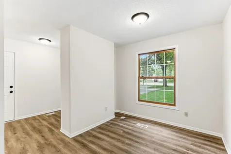 6677 Stillwater Boulevard N Oakdale MN 55128