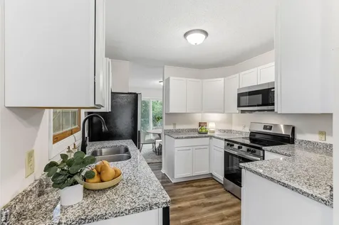 6677 Stillwater Boulevard N Oakdale MN 55128