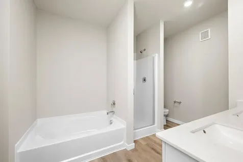 901 Spruce Circle N Cambridge MN 55008