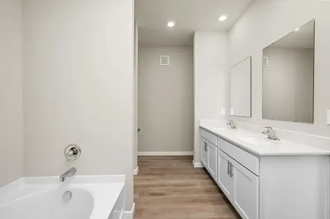901 Spruce Circle N Cambridge MN 55008
