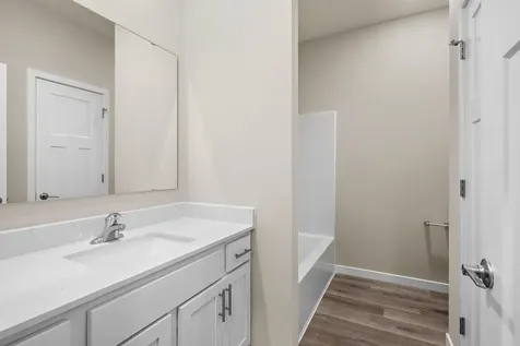 901 Spruce Circle N Cambridge MN 55008