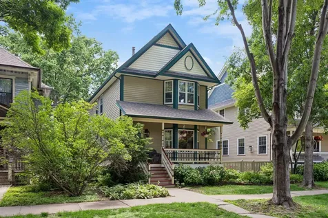 484 Laurel Avenue Saint Paul MN 55102