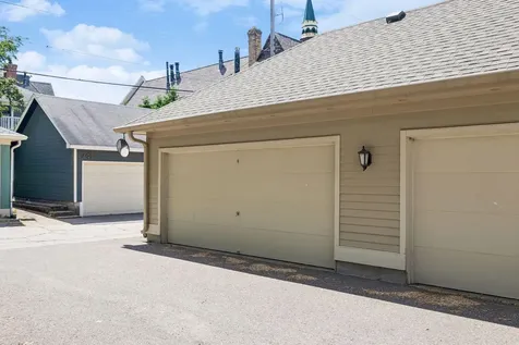 484 Laurel Avenue Saint Paul MN 55102