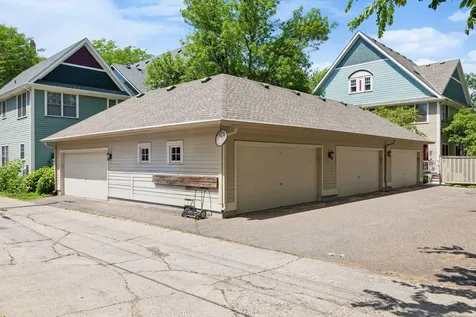 484 Laurel Avenue Saint Paul MN 55102