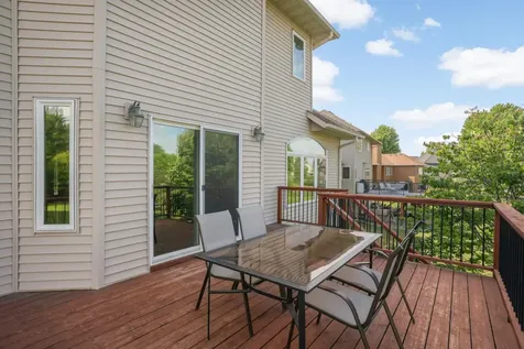 10721 Mccool Drive W Burnsville MN 55337