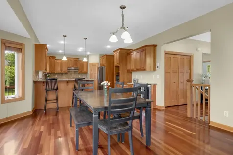 10721 Mccool Drive W Burnsville MN 55337