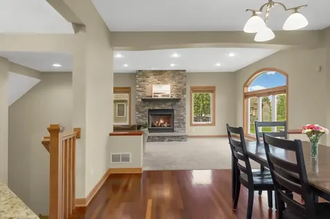 10721 Mccool Drive W Burnsville MN 55337