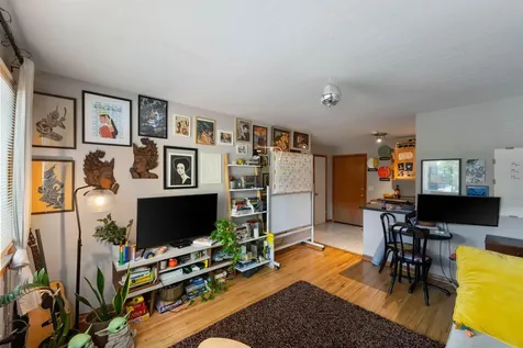 2112 Garfield Avenue Minneapolis MN 55405