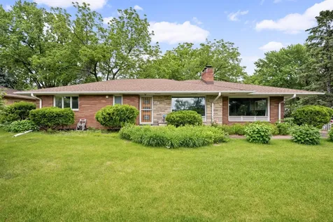 1495 County Road B2 W Roseville MN 55113