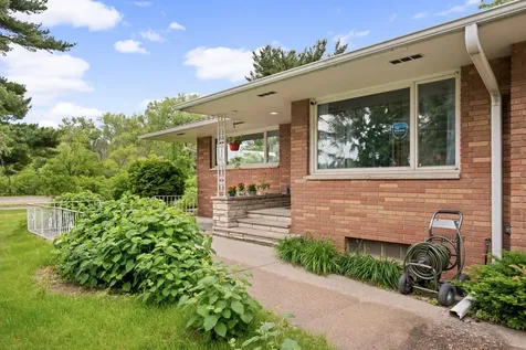 1495 County Road B2 W Roseville MN 55113
