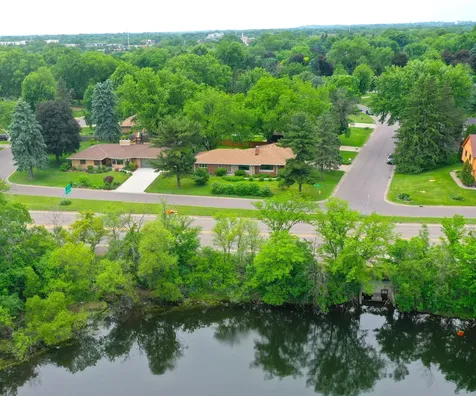 1495 County Road B2 W Roseville MN 55113