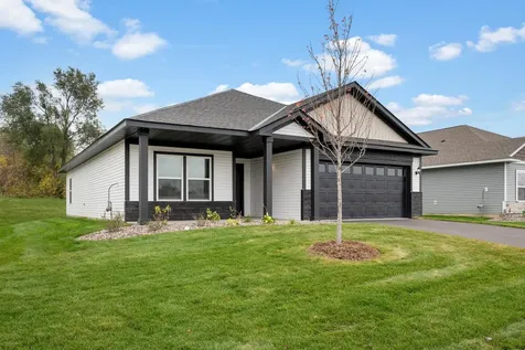 919 Sycamore Place N Cambridge MN 55008