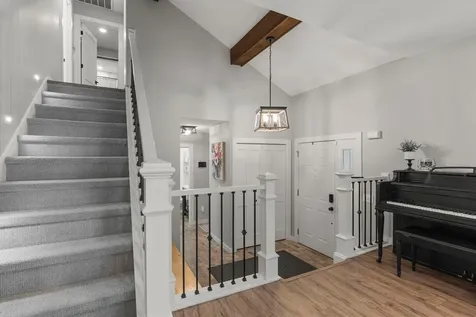 8204 Horizon Drive Shakopee MN 55379