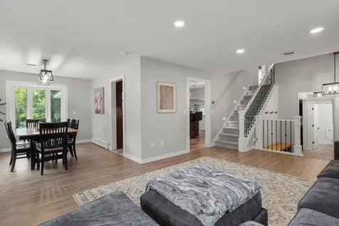 8204 Horizon Drive Shakopee MN 55379