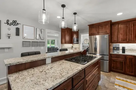 8204 Horizon Drive Shakopee MN 55379