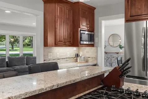 8204 Horizon Drive Shakopee MN 55379