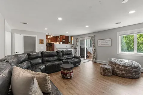 8204 Horizon Drive Shakopee MN 55379