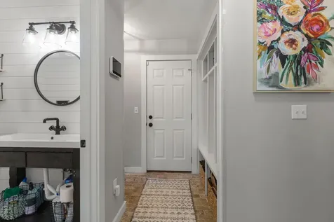 8204 Horizon Drive Shakopee MN 55379