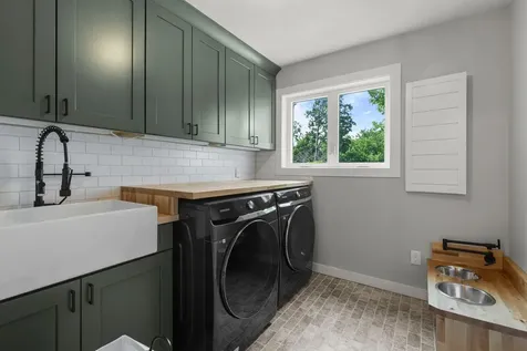 8204 Horizon Drive Shakopee MN 55379