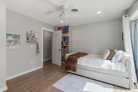 8204 Horizon Drive Shakopee MN 55379