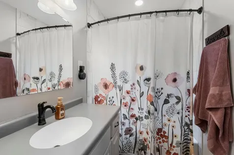 8204 Horizon Drive Shakopee MN 55379