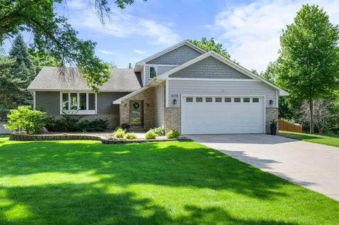 8204 Horizon Drive Shakopee MN 55379