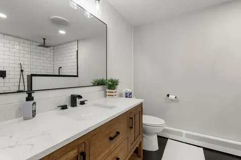 8204 Horizon Drive Shakopee MN 55379