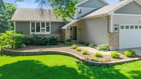 8204 Horizon Drive Shakopee MN 55379