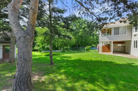 8204 Horizon Drive Shakopee MN 55379