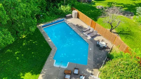 8204 Horizon Drive Shakopee MN 55379