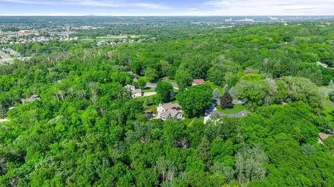 8204 Horizon Drive Shakopee MN 55379
