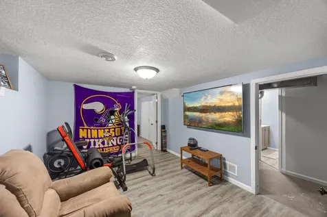 3810 Thomas Avenue N Minneapolis MN 55412
