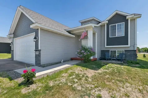 425 Eagle Street NW Isanti MN 55040