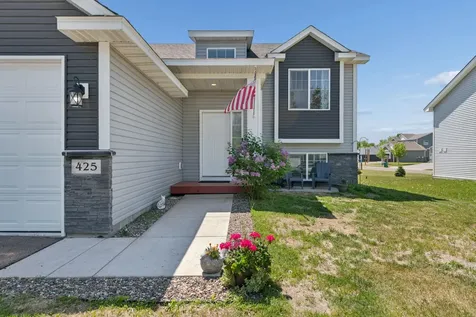 425 Eagle Street NW Isanti MN 55040