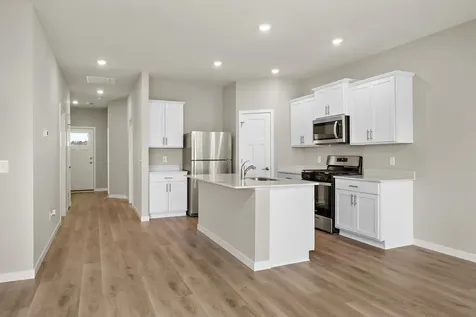 907 Sycamore Place N Cambridge MN 55008