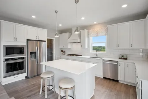 1950 Shady View Court Shakopee MN 55379