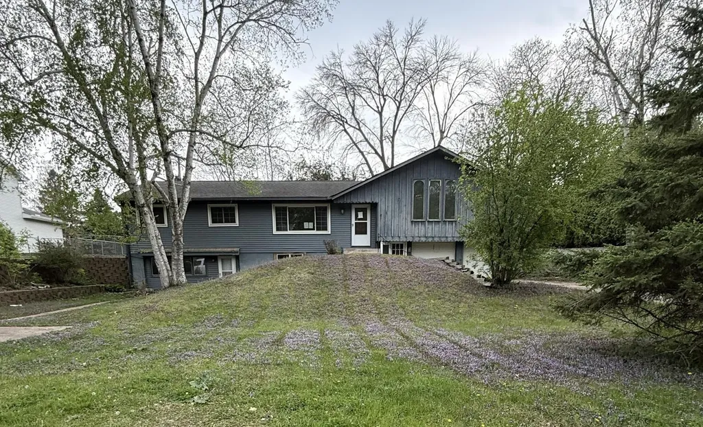 10609 32nd Avenue N Plymouth MN 55441