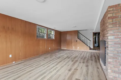 8542 Plymouth Avenue N Minneapolis MN 55427