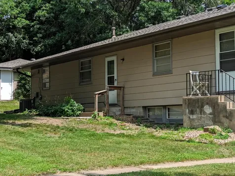 8542 Plymouth Avenue N Minneapolis MN 55427
