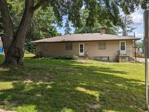 8542 Plymouth Avenue N Minneapolis MN 55427