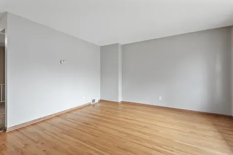 8542 Plymouth Avenue N Minneapolis MN 55427