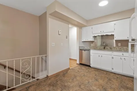8542 Plymouth Avenue N Minneapolis MN 55427