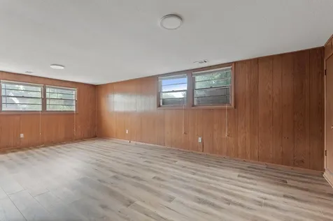 8542 Plymouth Avenue N Minneapolis MN 55427