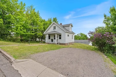 1428 Fern Avenue Duluth MN 55805
