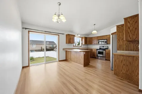 4419 48th Street S Fargo ND 58104