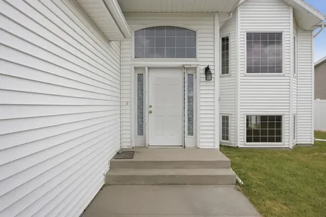 4419 48th Street S Fargo ND 58104